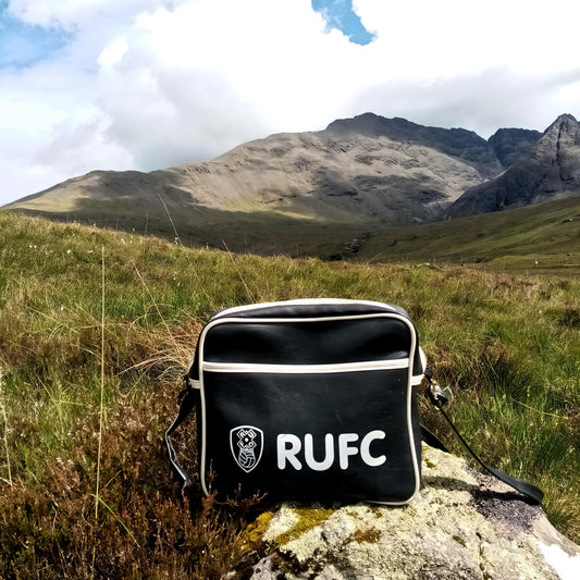 The Roaming Bag of Rotherham @ Fairy Pools - Skye. Scotland.