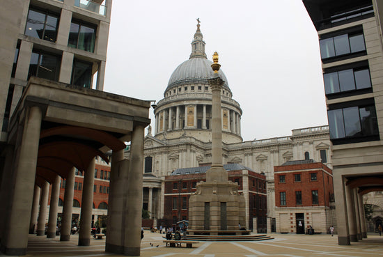 St.Pauls Cathedral  - Paternoster Square.  London - England.