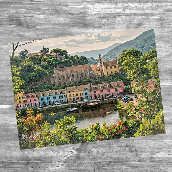 The Stylish Textured Glass Chopping Board. Portree. Isle  of Skye. Scotland.